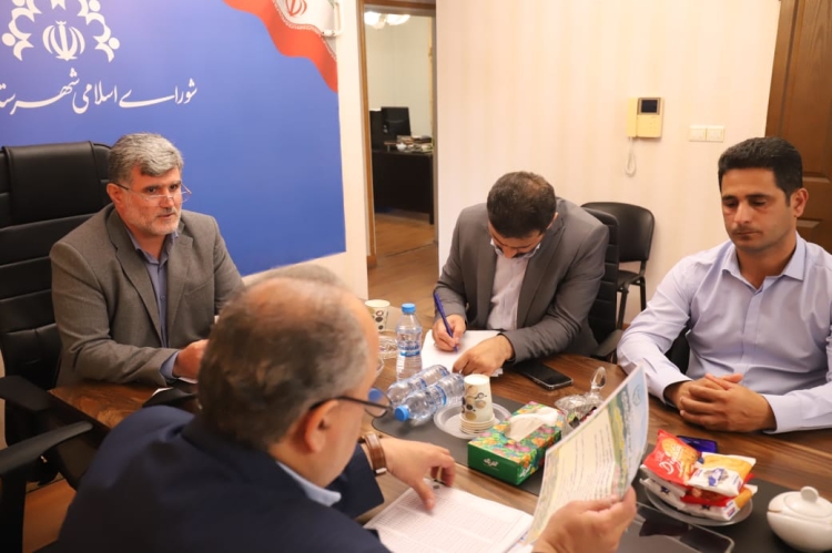 مدیران جهاد کشاورزی گیلان انگیزه ای برای کار و پاسخگویی به مردم ندارند