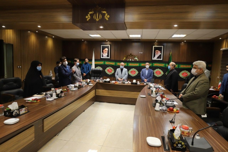 خدمات پزشکی رایگان در پیاده راه رشت